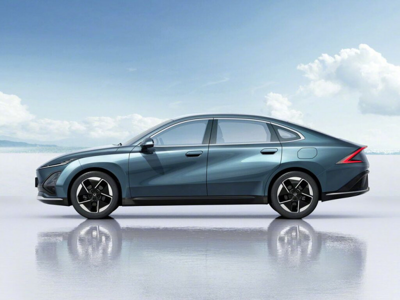 Новый автомобиль Wuling Starlight — 7