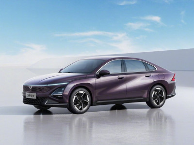 Новый автомобиль Wuling Starlight