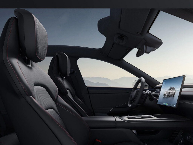 Новый автомобиль Xiaomi Su7 — 13