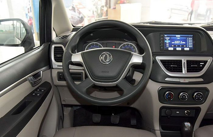 Автомобиль Dongfeng Succe — 10