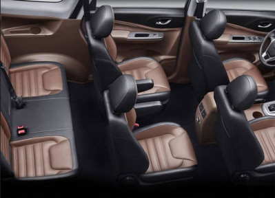 Автомобиль Dongfeng Sx6