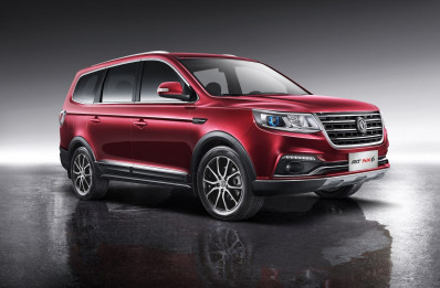 Автомобиль Dongfeng Sx6