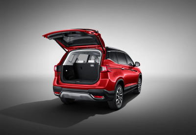 Автомобиль Dongfeng T5