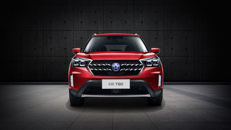 Автомобиль Venucia T60 — 9