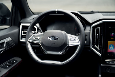 Новый автомобиль Jac T9