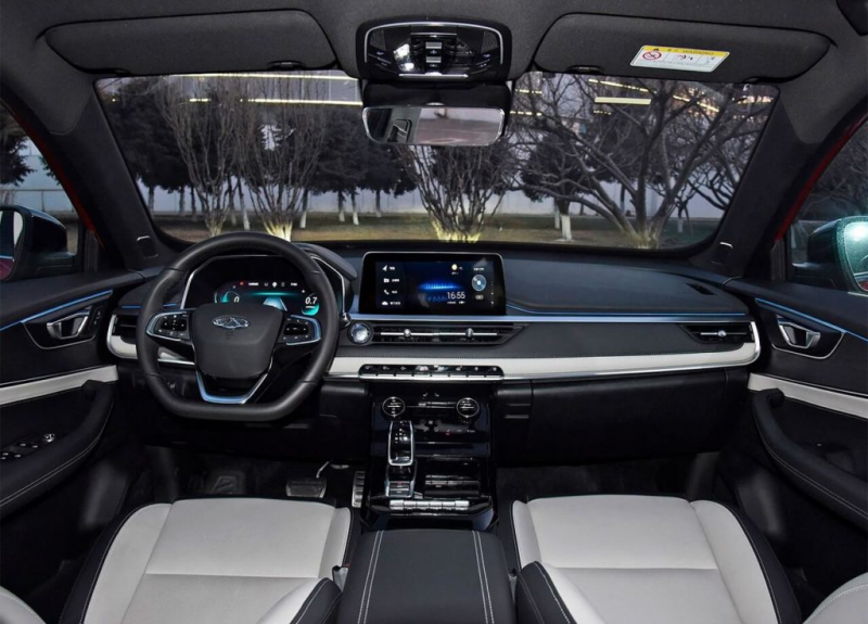 Новый автомобиль Chery Tiggo 7 pro — 12