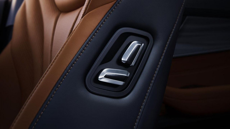 Автомобиль Chery Tiggo 8 plus — 10