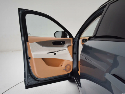 Новый автомобиль Chery Tiggo 9