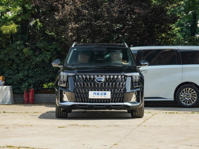 Новый автомобиль Gac Trumpchi gs8 dual — 2