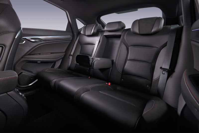 Новый автомобиль Geely Tugella — 6