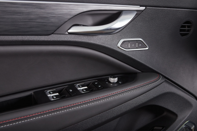 Новый автомобиль Geely Tugella