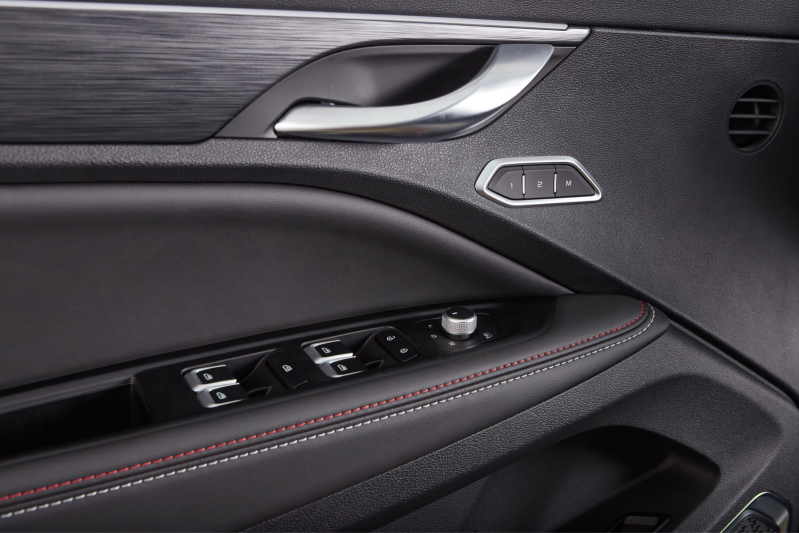 Новый автомобиль Geely Tugella — 7