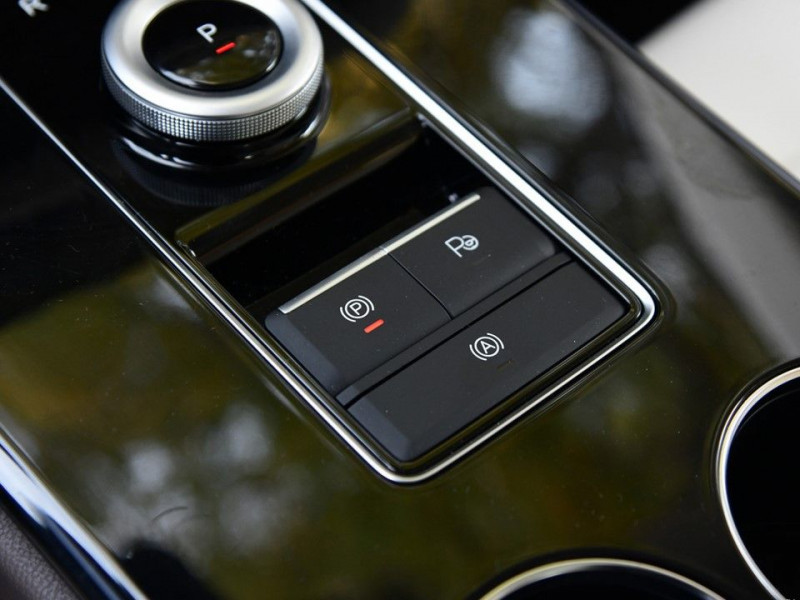 Новый автомобиль Aiways U5 — 20