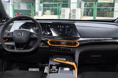 Новый автомобиль Changan Uni-t