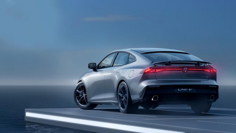 Новый автомобиль Changan Uni-v — 4