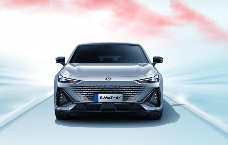 Новый автомобиль Changan Uni-v — 8