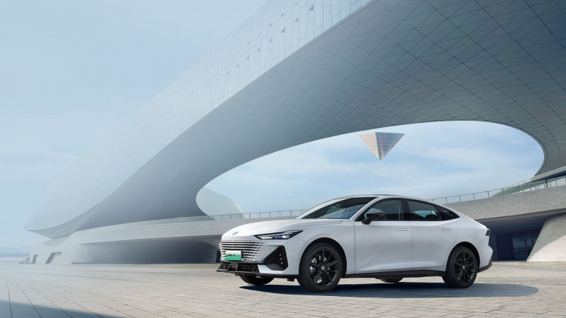 Новый автомобиль Changan Uni-v idd — 16