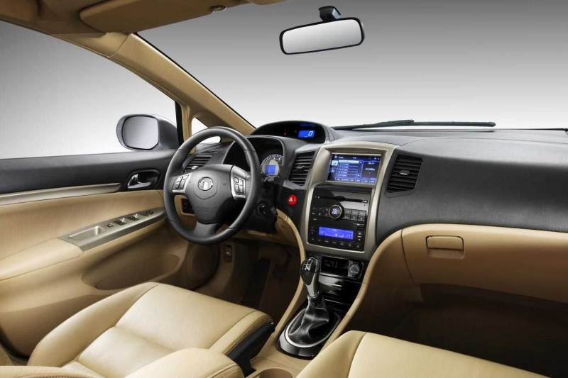 Автомобиль Great wall Voleex c50 — 4