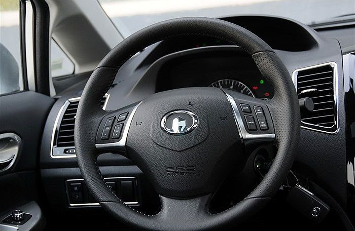 Автомобиль Great wall Voleex c50 — 11