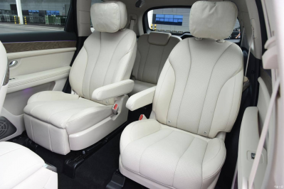 Автомобиль Aito Wenjie m7