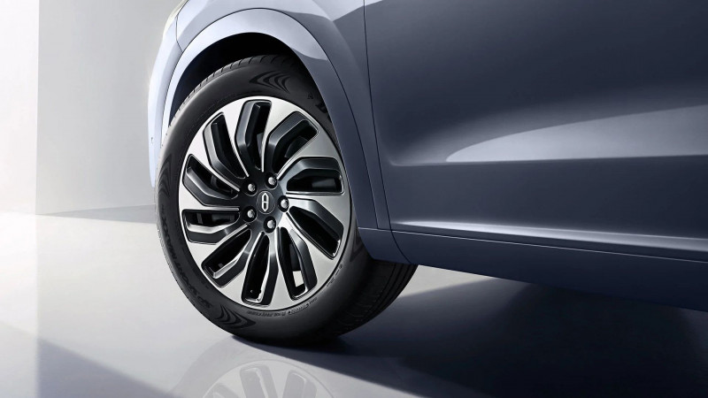 Автомобиль Aito Wenjie m7 — 12