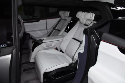 Новый автомобиль Hiphi X