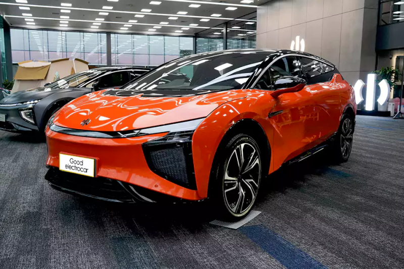 Новый автомобиль Hiphi X — 9