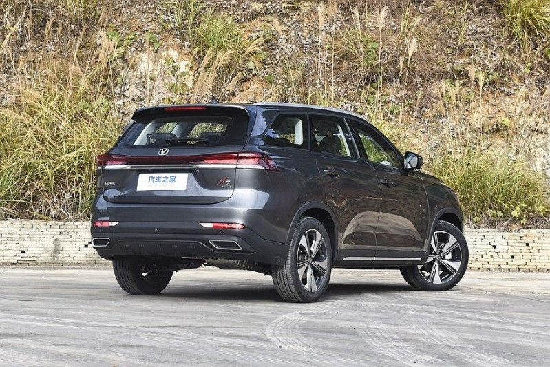 Новый автомобиль Changan X5 plus — 11