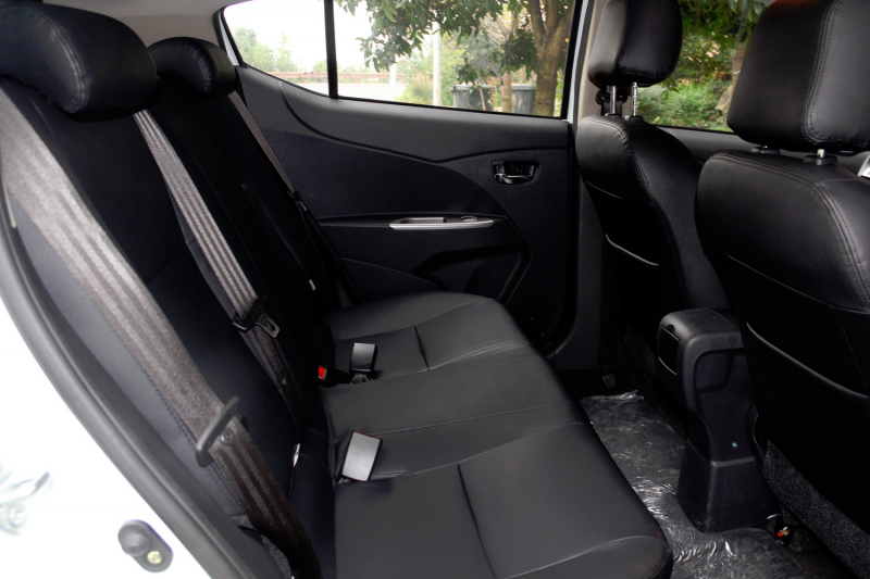 Автомобиль Lifan X50 — 11