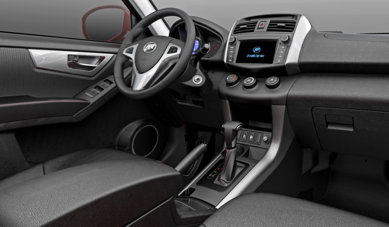Автомобиль Lifan X60 — 19