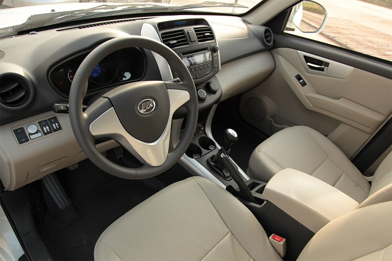Автомобиль Lifan X60 — 17