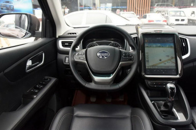 Новый автомобиль Swm X7