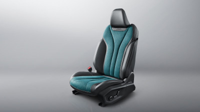 Новый автомобиль Geely Xingyue l