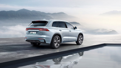 Новый автомобиль Geely Xingyue l hi-f