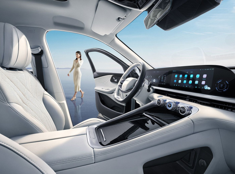 Новый автомобиль Exeed Yaoguang — 2