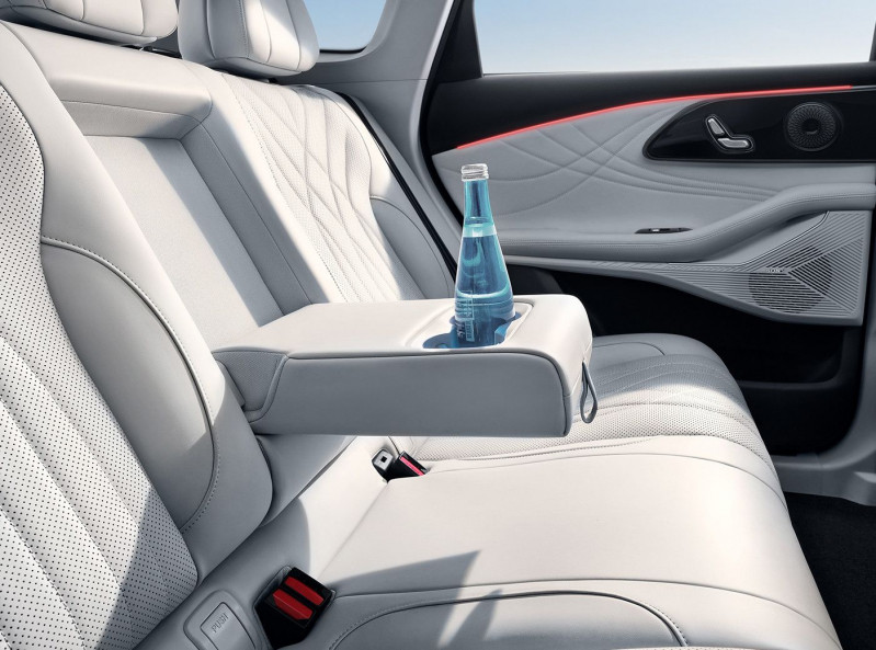 Новый автомобиль Exeed Yaoguang — 9