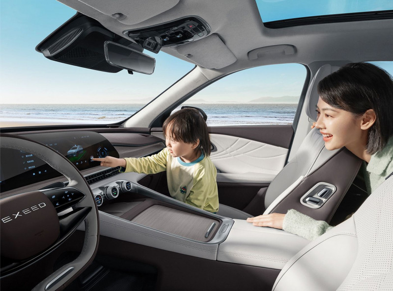 Новый автомобиль Exeed Yaoguang c-dm — 7