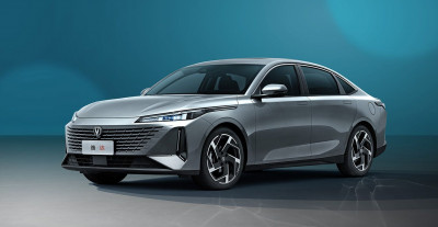 Новый автомобиль Changan Yida