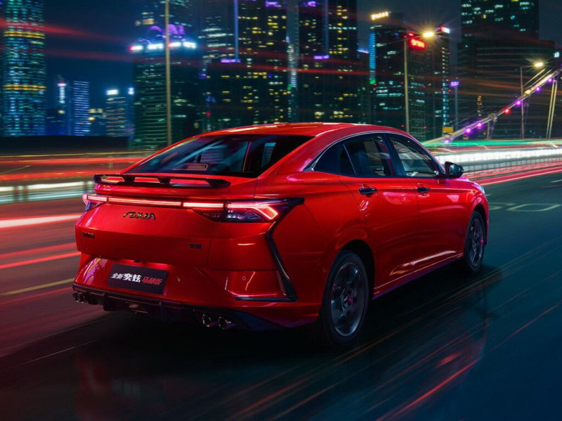 Автомобиль Dongfeng Yixuan — 13