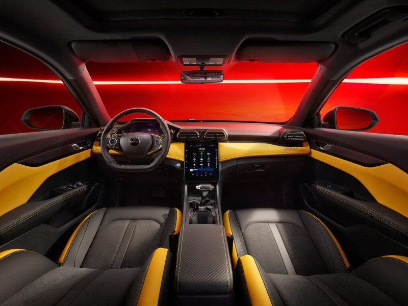 Автомобиль Dongfeng Yixuan — 19