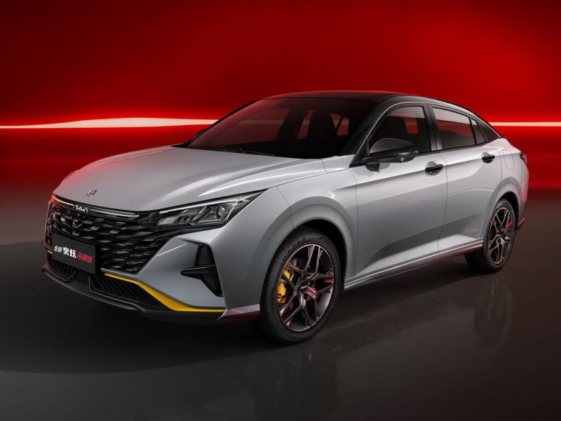 Автомобиль Dongfeng Yixuan — 6