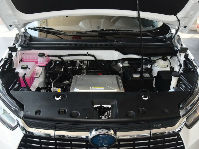 Новый автомобиль Byd Yuan ev — 11