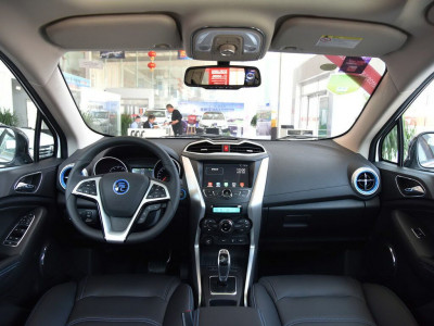 Новый автомобиль Byd Yuan ev