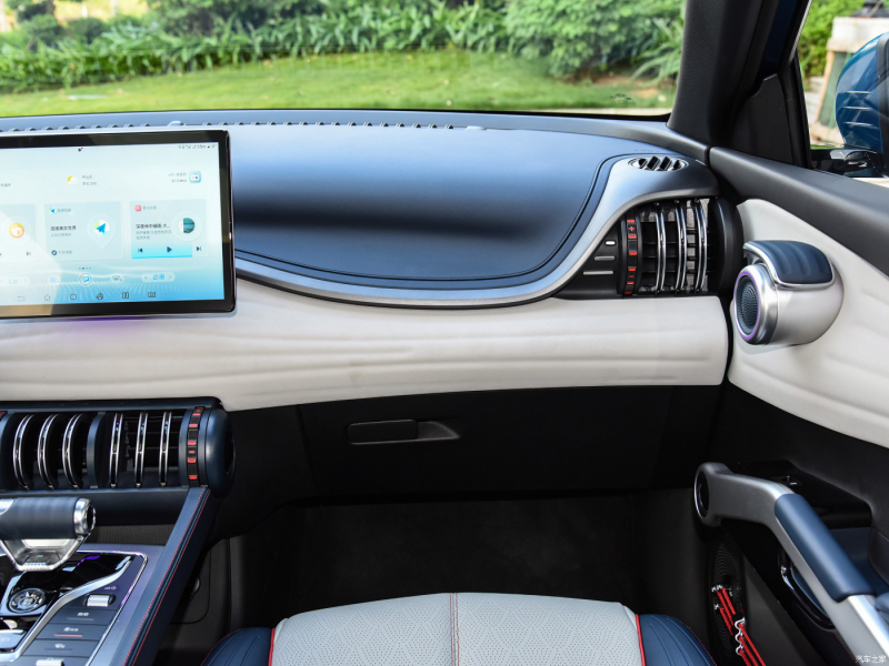 Новый автомобиль Byd Yuan plus ev — 12